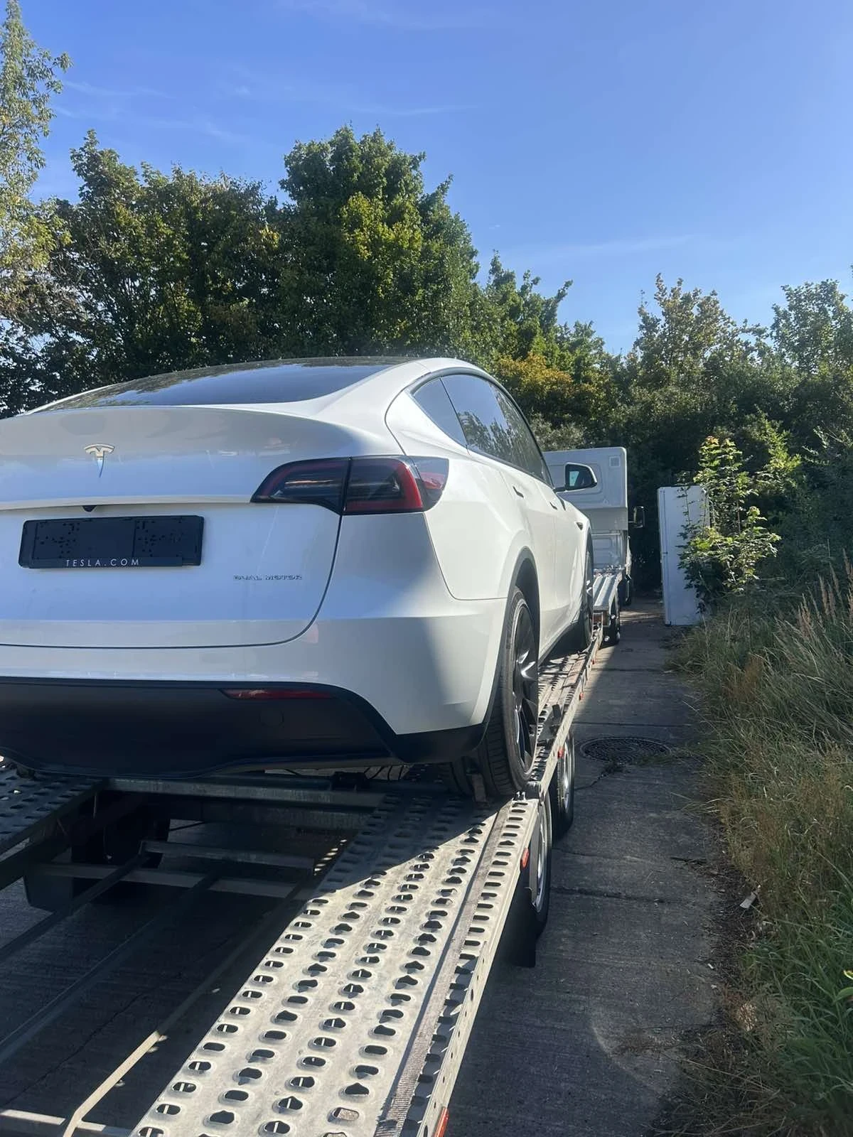 Tesla Model Y LONG RANGE/DUAL MOTOR/AWD/ЕВРОПЕЙСКА/ГАРАНЦИЯ, снимка 3 - Автомобили и джипове - 55551856