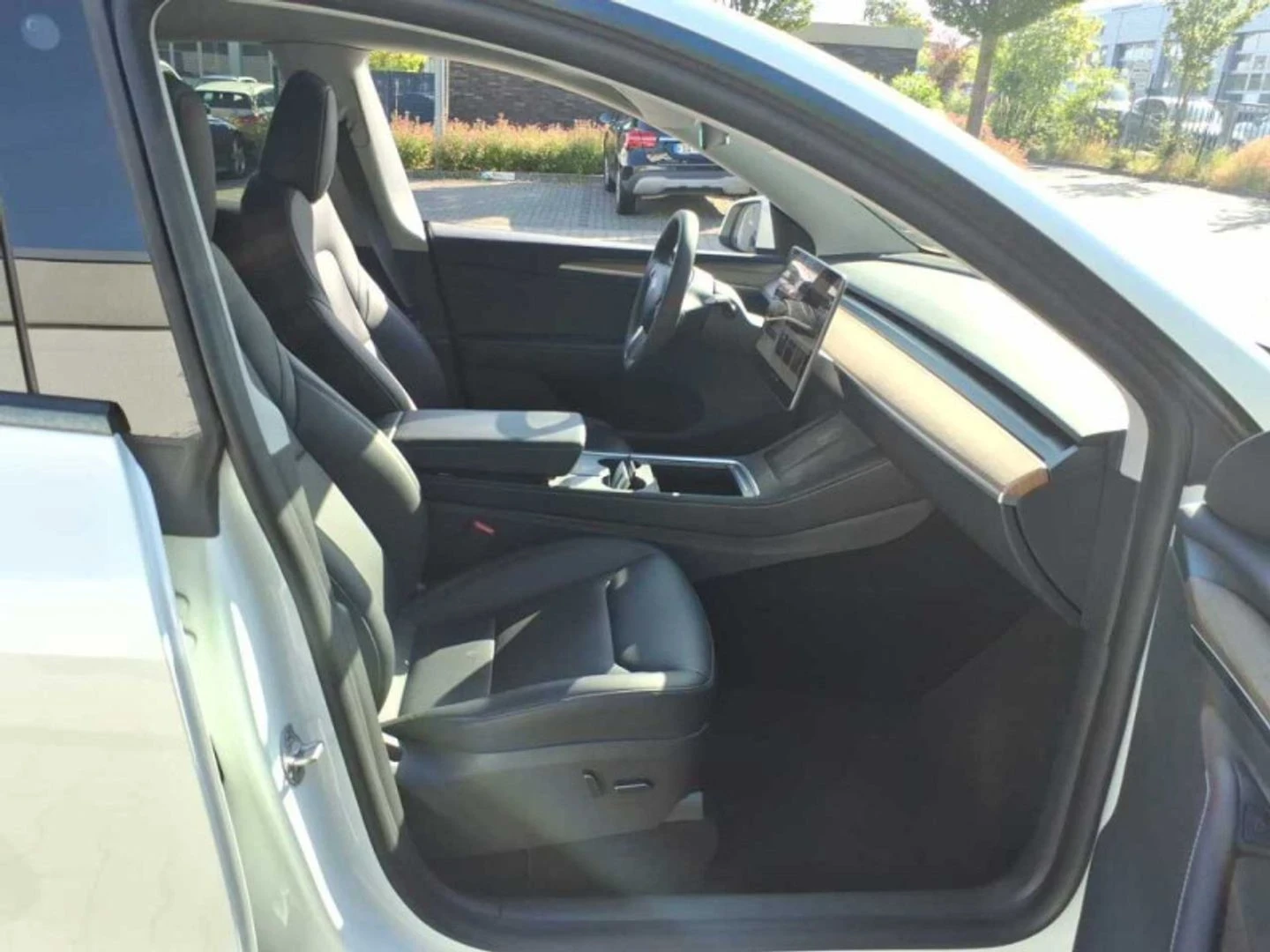 Tesla Model Y LONG RANGE/DUAL MOTOR/AWD/ЕВРОПЕЙСКА/ГАРАНЦИЯ, снимка 6 - Автомобили и джипове - 55551856
