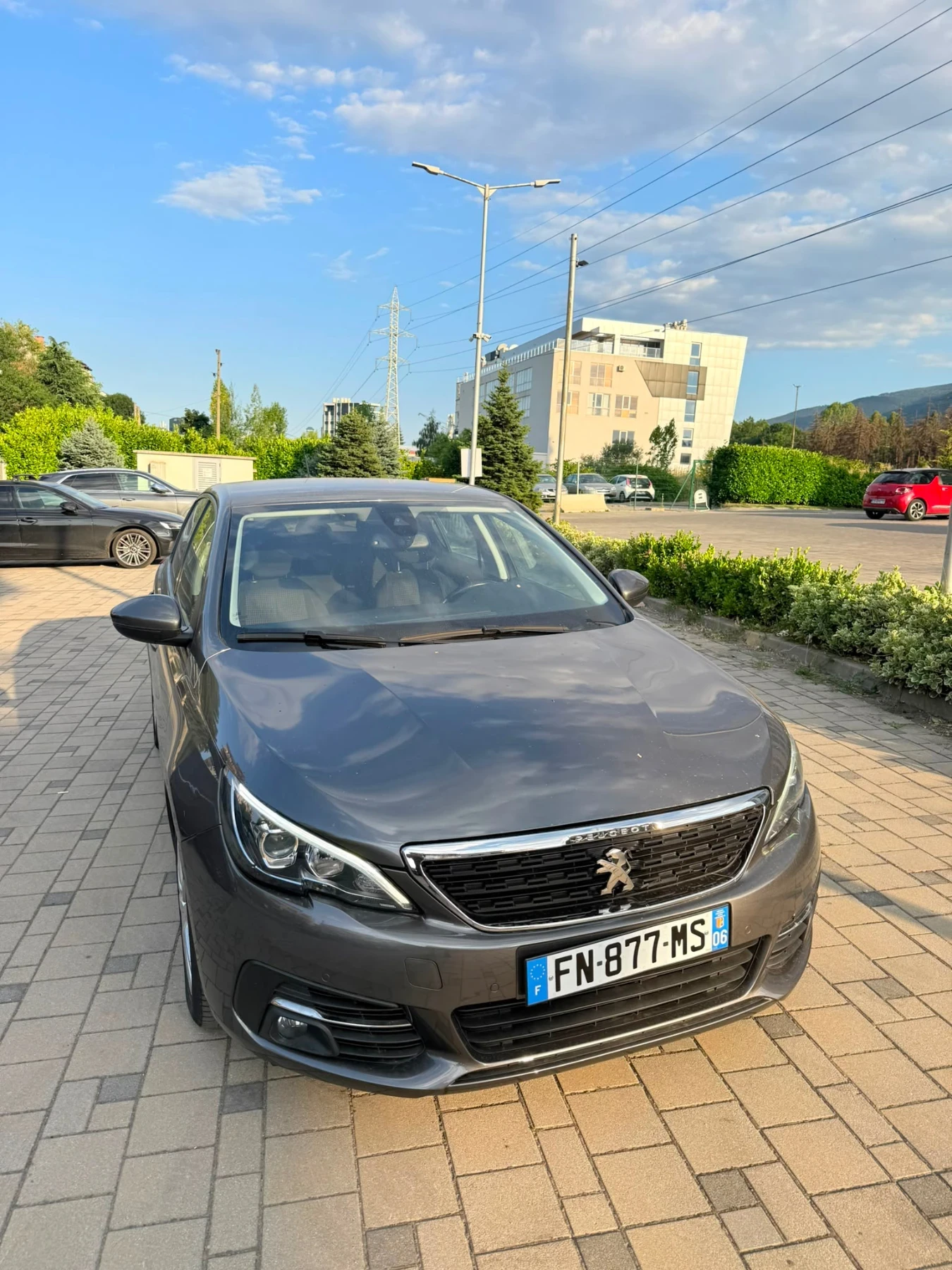 Peugeot 308 1.5 BlueHdi AUTOMAT, снимка 4 - Автомобили и джипове - 55593331
