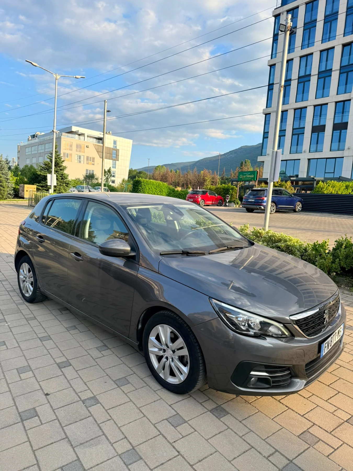Peugeot 308 1.5 BlueHdi AUTOMAT, снимка 5 - Автомобили и джипове - 55593331