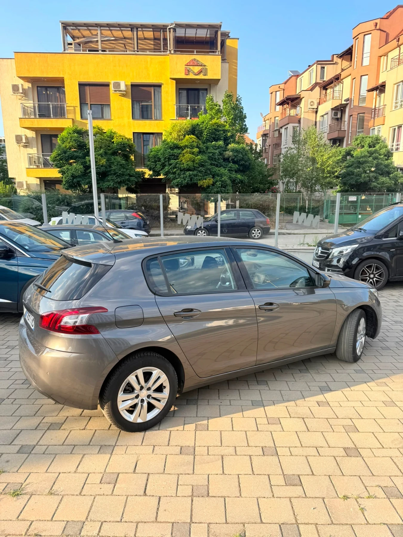 Peugeot 308 1.5 BlueHdi AUTOMAT, снимка 7 - Автомобили и джипове - 55593331