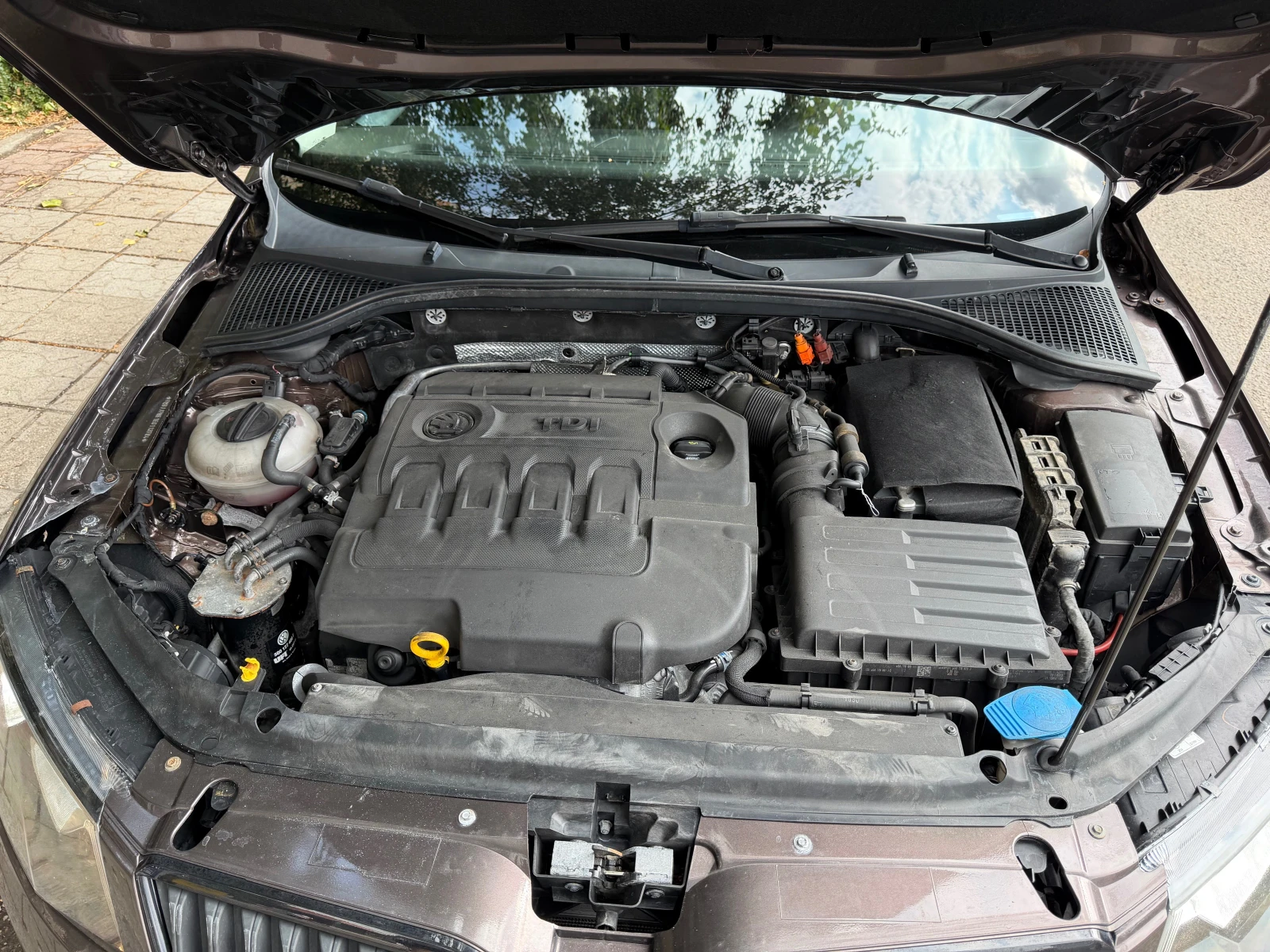Skoda Octavia 2.0tdi 150 Canton, снимка 15 - Автомобили и джипове - 55776057