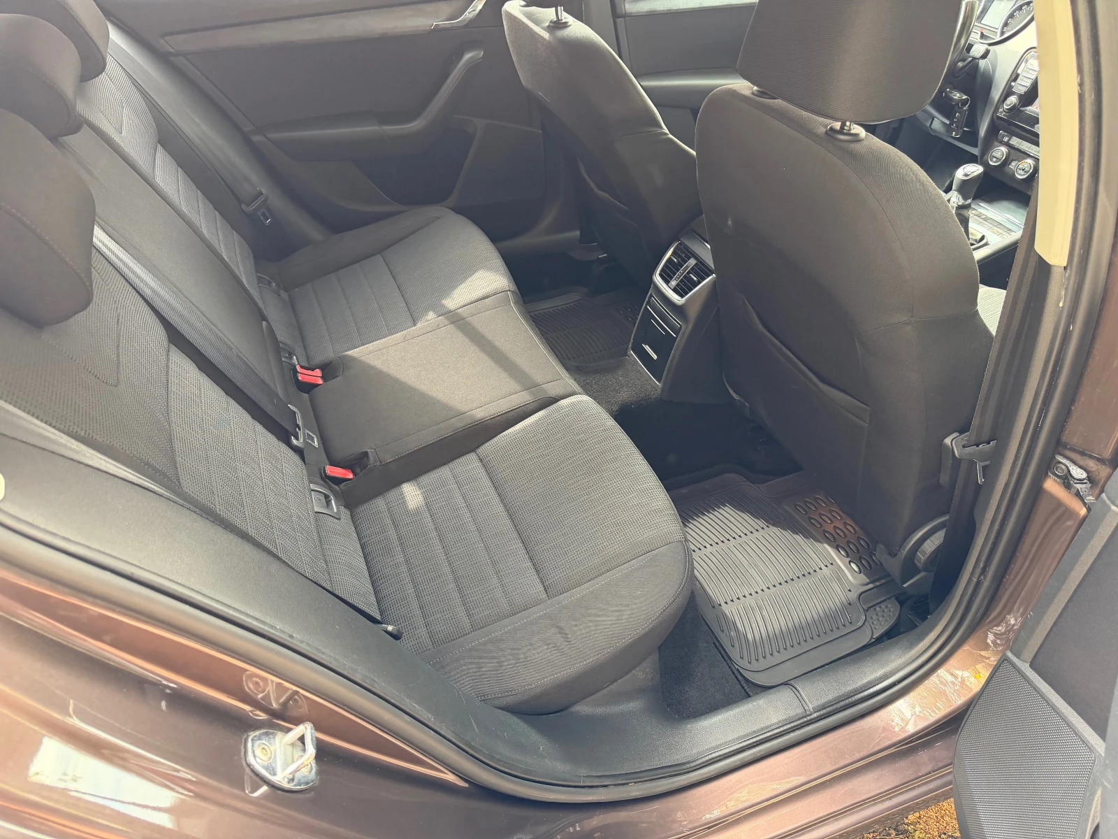 Skoda Octavia 2.0tdi 150 Canton, снимка 11 - Автомобили и джипове - 55776057
