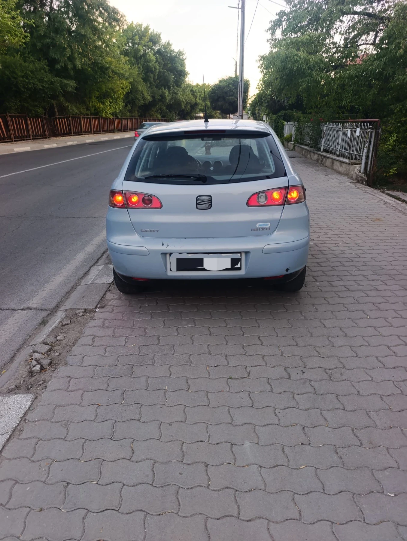 Seat Ibiza 1.9 SDI , снимка 2 - Автомобили и джипове - 55838763