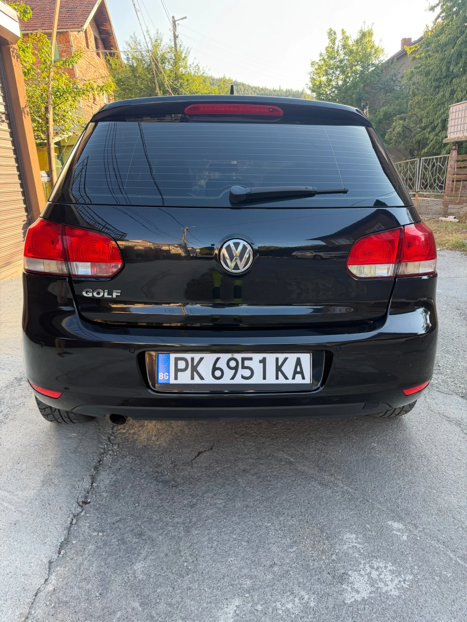 VW Golf 1.6 TDI  105 kc., снимка 5 - Автомобили и джипове - 56059533