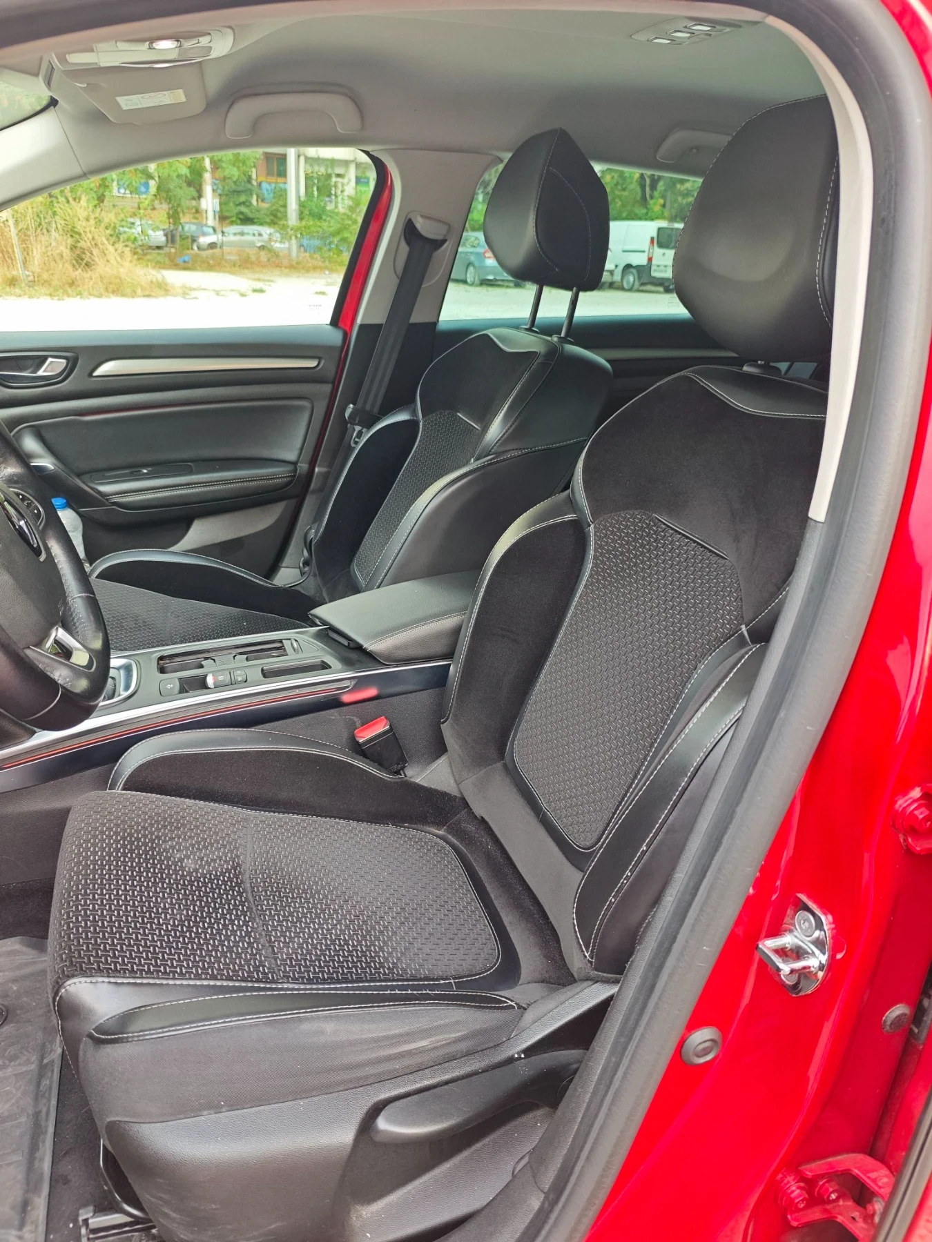 Renault Megane 1, 5 , снимка 6 - Автомобили и джипове - 56135996