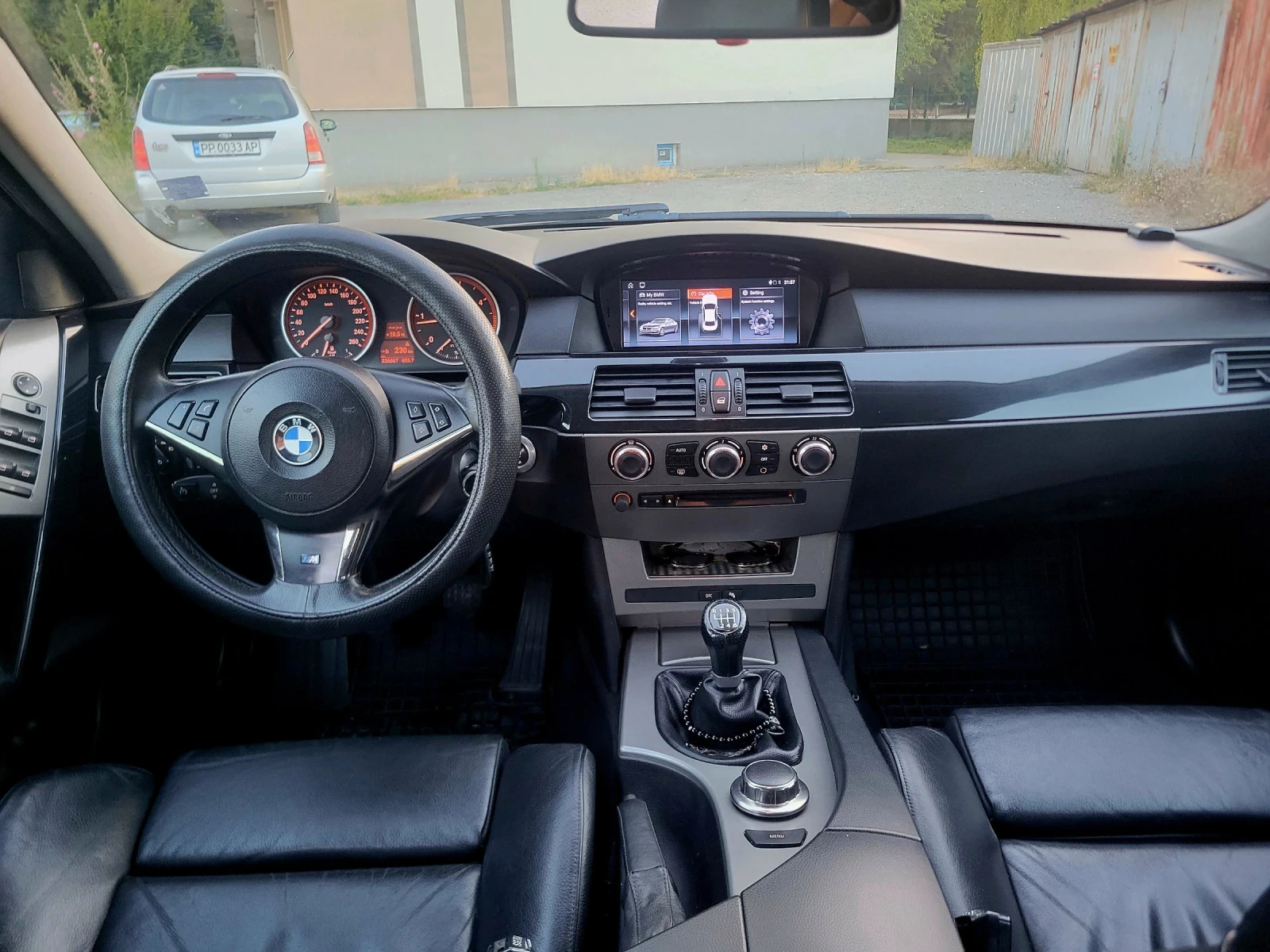 BMW 520, снимка 6 - Автомобили и джипове - 56199083