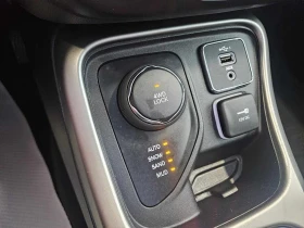 Jeep Compass Sport 4WD | Auto.bg — изображение 15