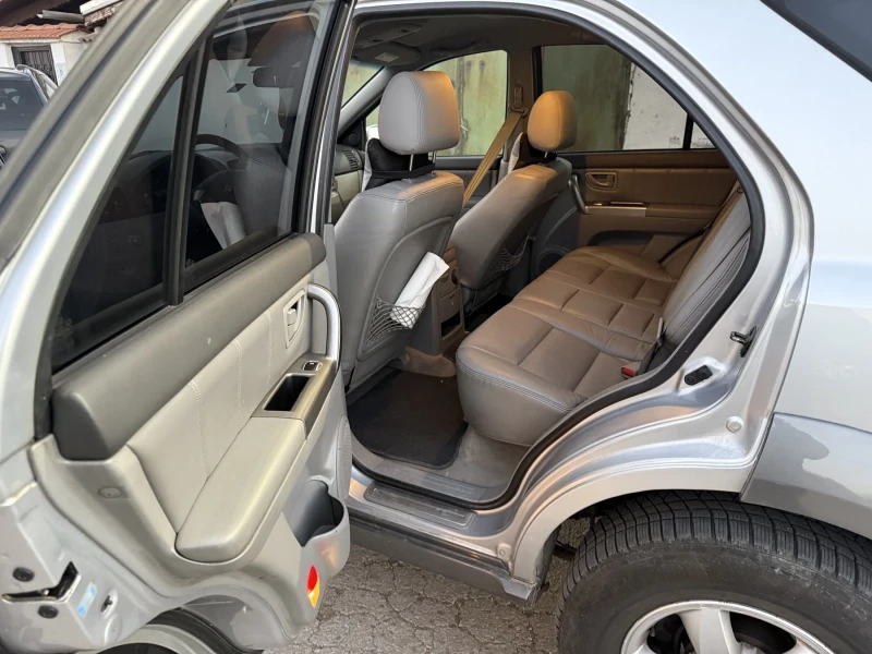 Kia Sorento 2.5D, снимка 8 - Автомобили и джипове - 48102868