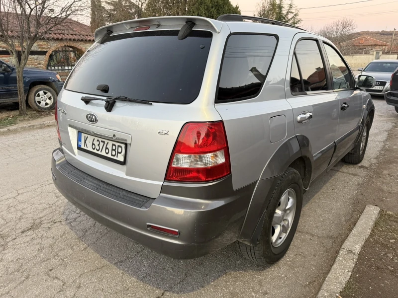 Kia Sorento 2.5D, снимка 4 - Автомобили и джипове - 48102868