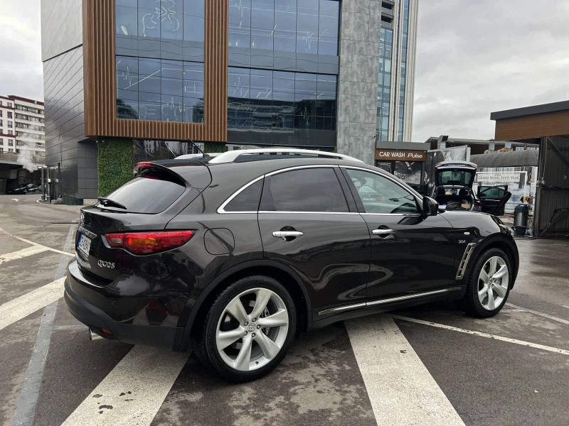 Infiniti QX70 S, снимка 4 - Автомобили и джипове - 49234939