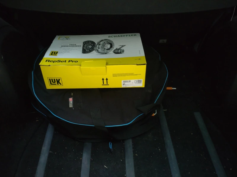 Mitsubishi Outlander, снимка 6 - Автомобили и джипове - 52621040