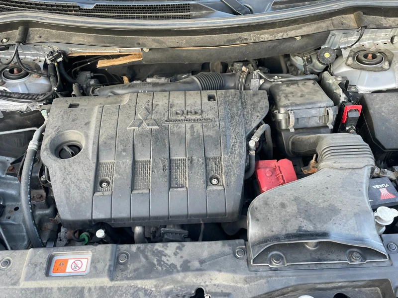 Mitsubishi Outlander НОВ ВНОС  4x4, снимка 15 - Автомобили и джипове - 53074661