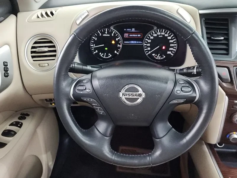 Nissan Pathfinder 3.5 4WD, снимка 13 - Автомобили и джипове - 56357464