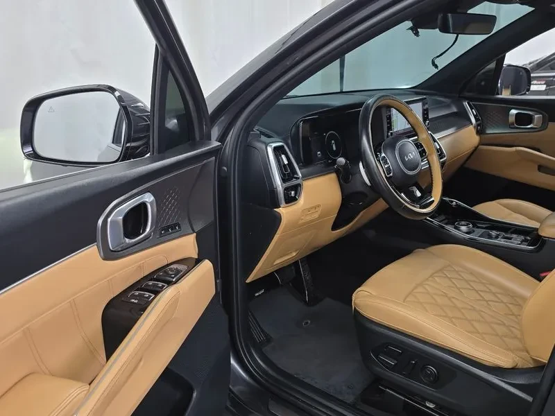 Kia Sorento 2.5T 2WD, снимка 10 - Автомобили и джипове - 56730353
