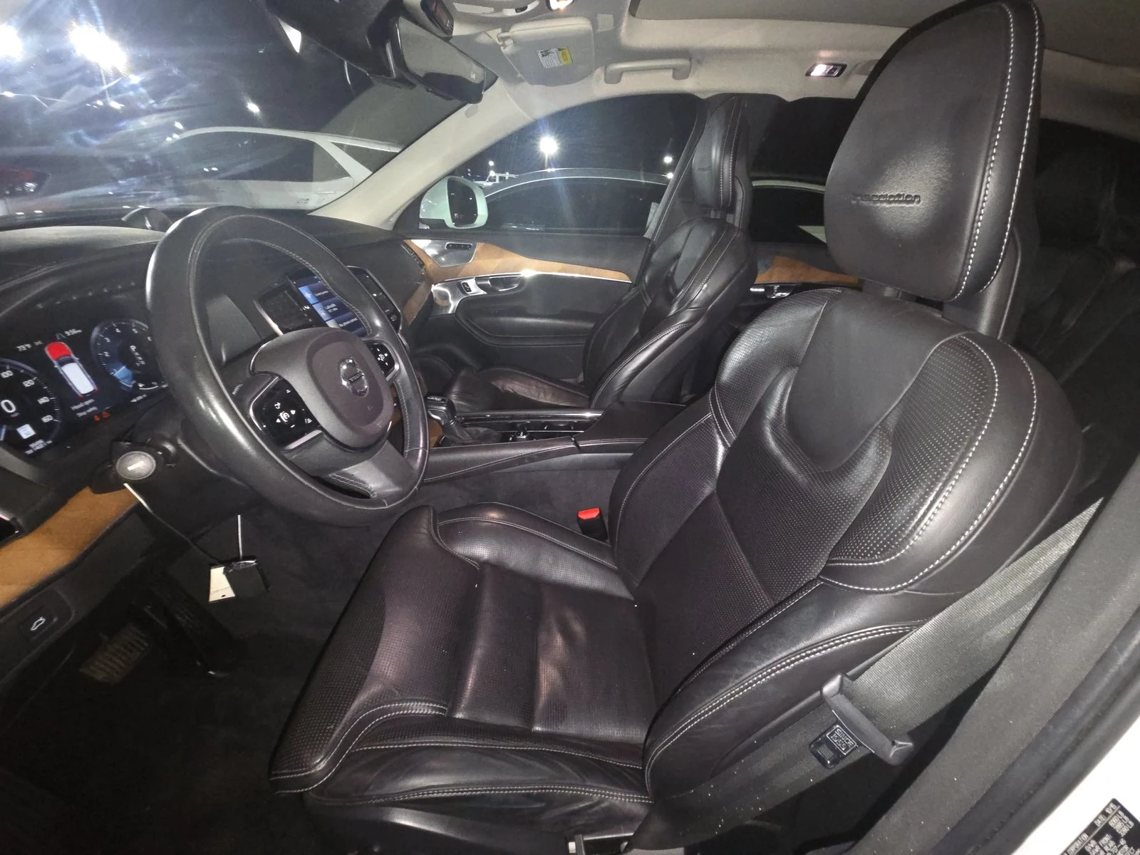 Volvo Xc90 T6 Inscription* Distronic* Bowers&Wilkins* Хедъп*  - изображение 8