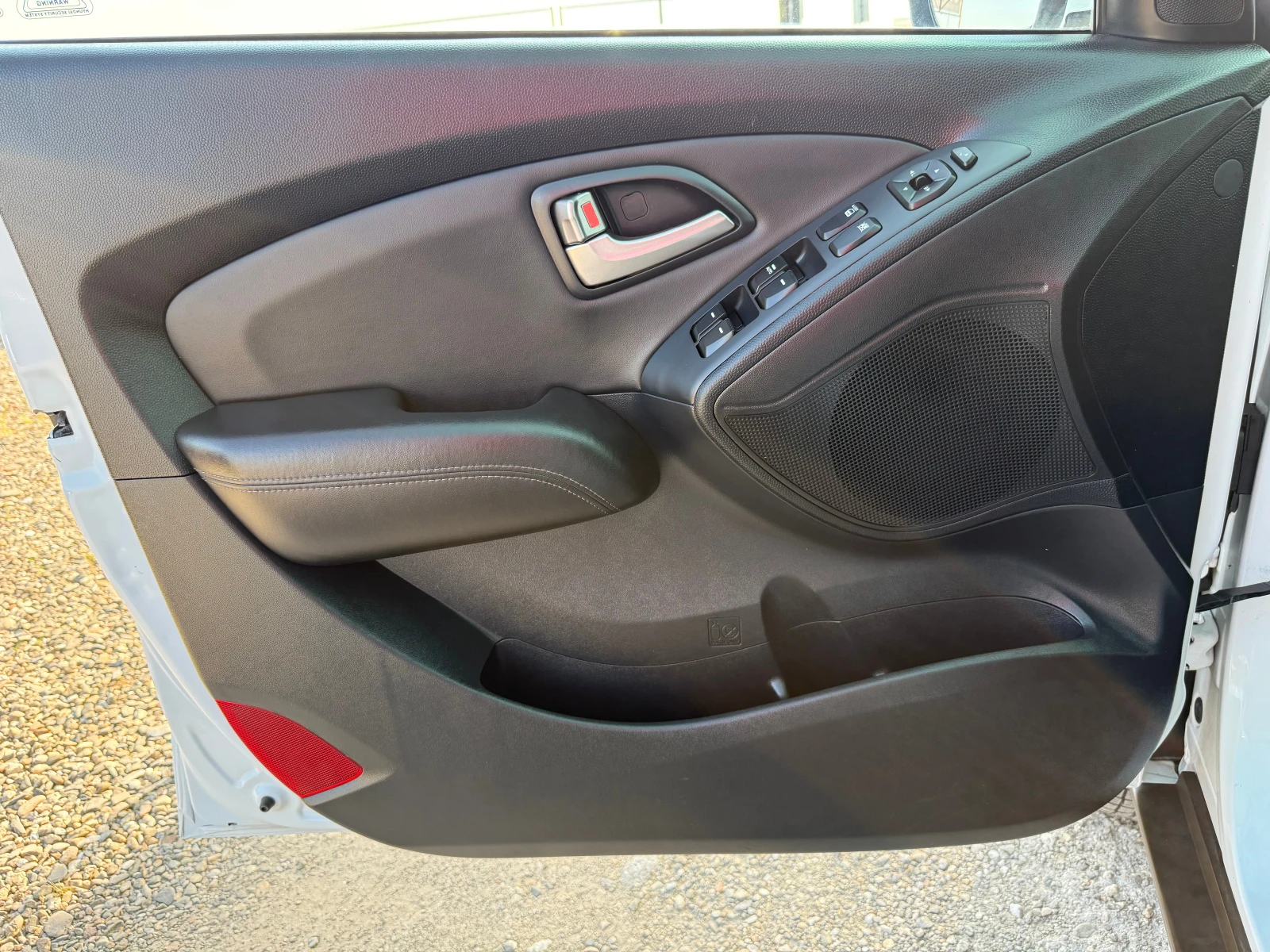 Hyundai IX35 2.0 i - изображение 6