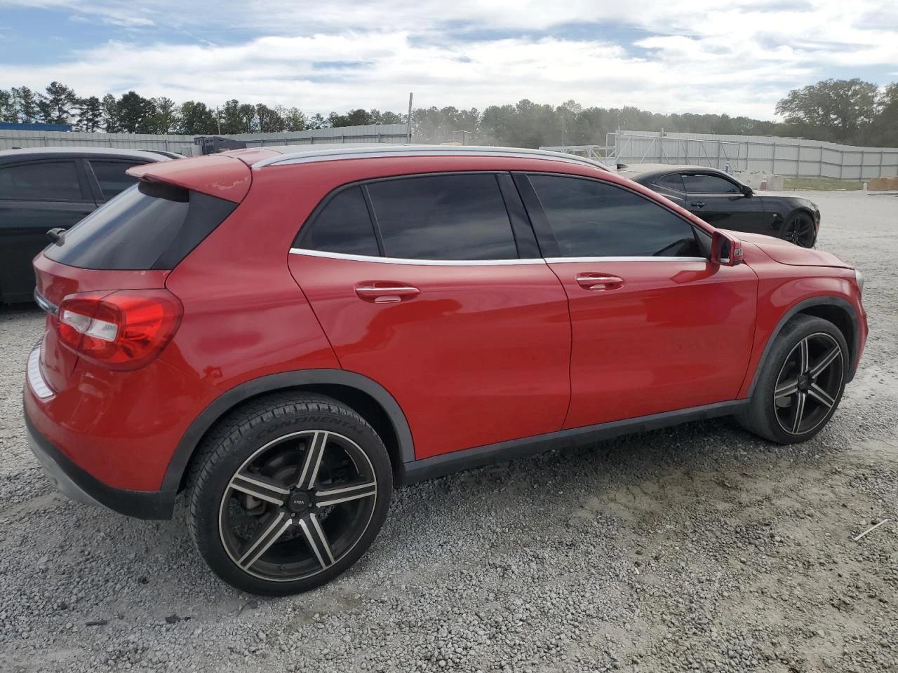 Mercedes-Benz GLA 250  - изображение 6
