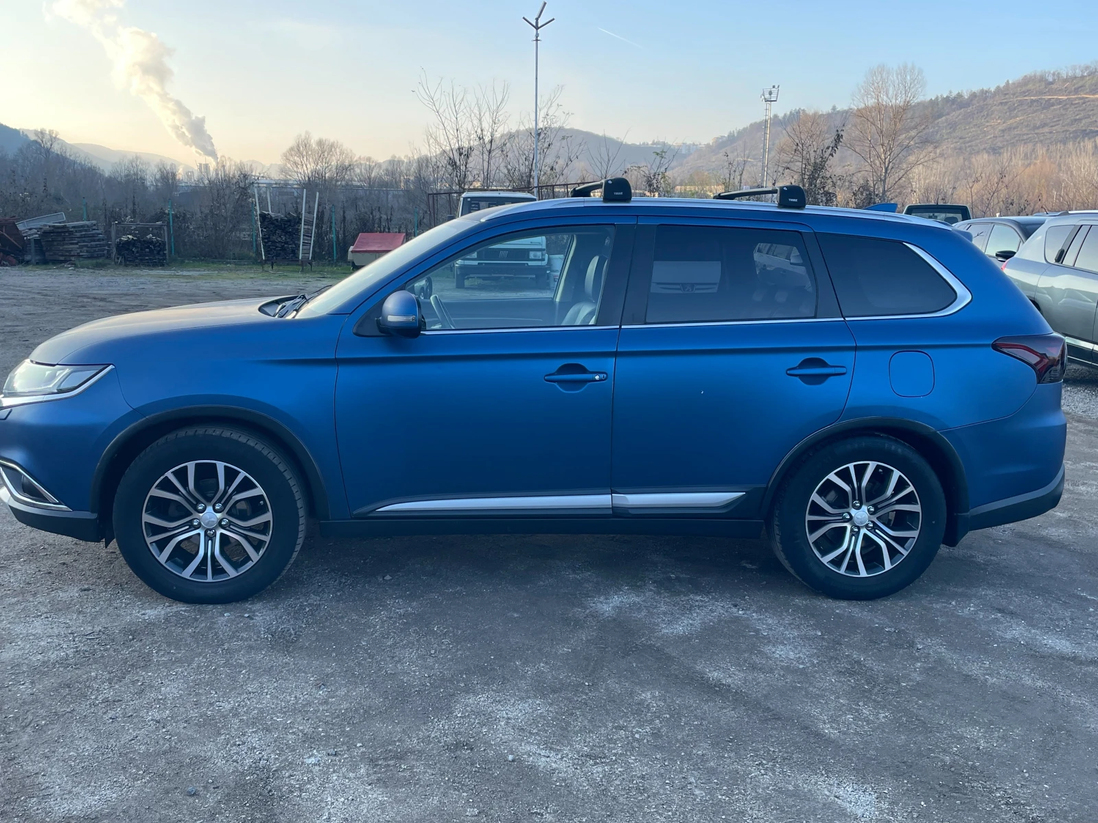 Mitsubishi Outlander НОВ ВНОС  4x4 - изображение 3