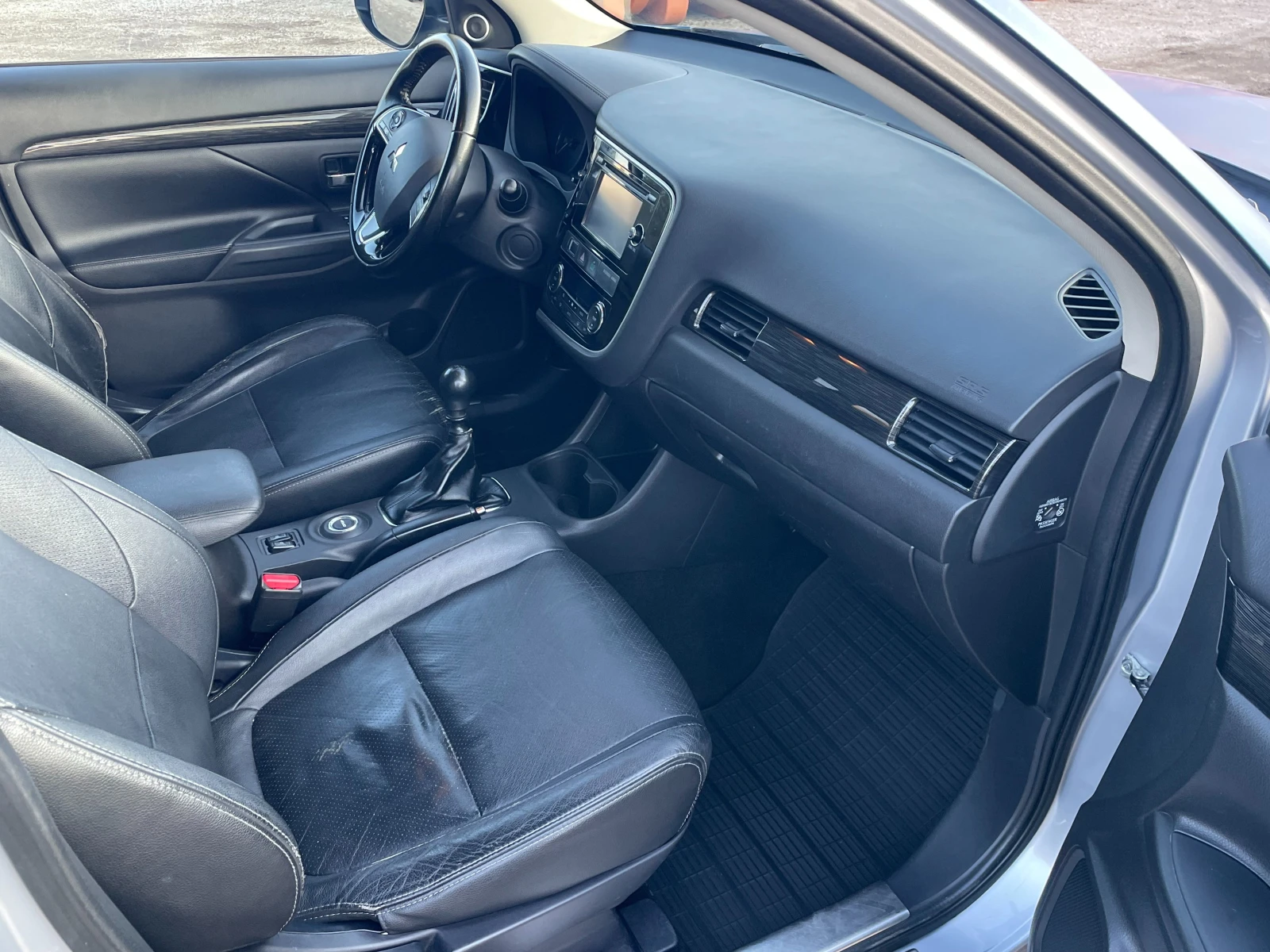 Mitsubishi Outlander ��� ����  4x4 | Mobile.bg � ����������� 14