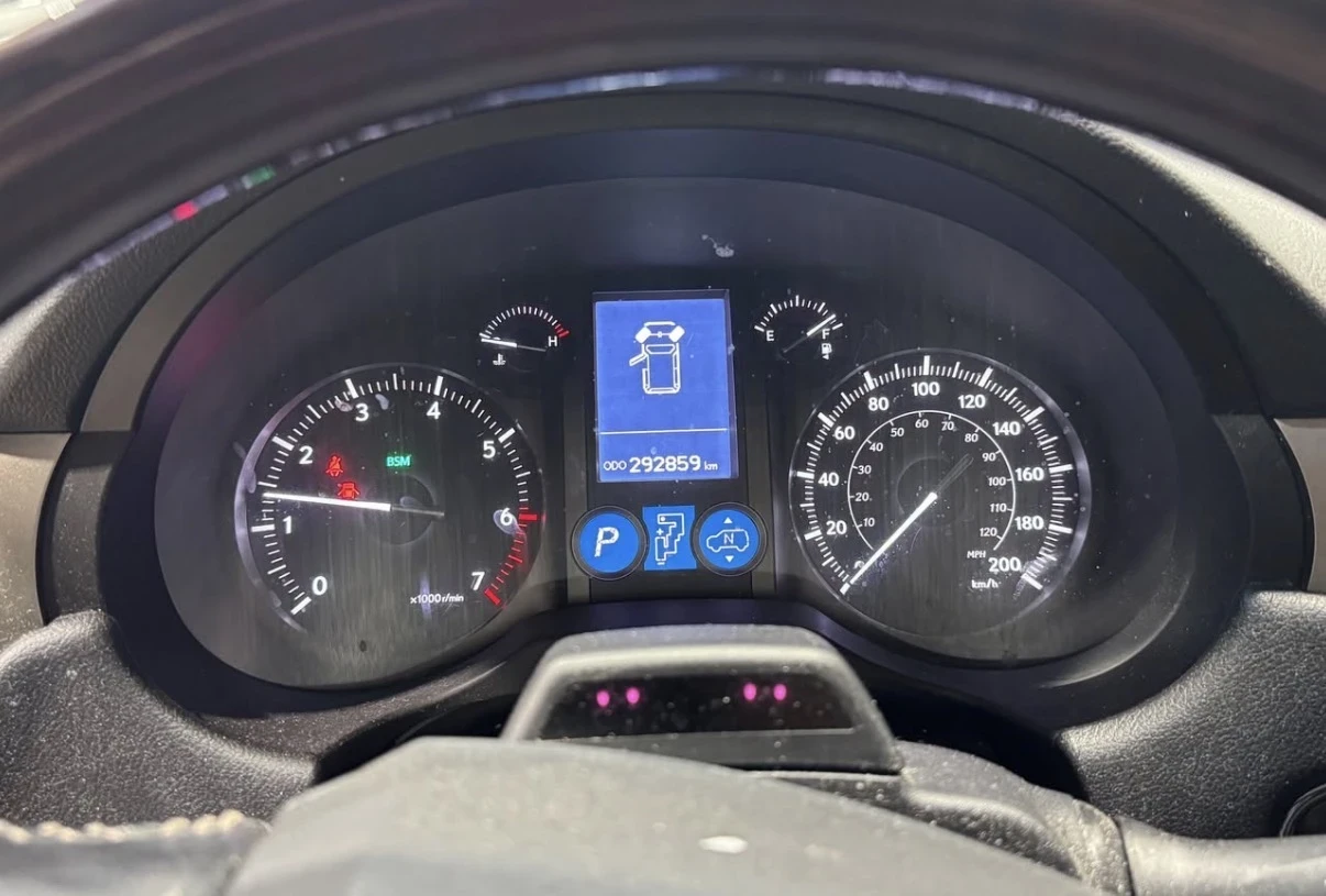 Lexus GX 460 Черен Салон | Отлична Сервизна история от Lexus | , снимка 7 - Автомобили и джипове - 53734102