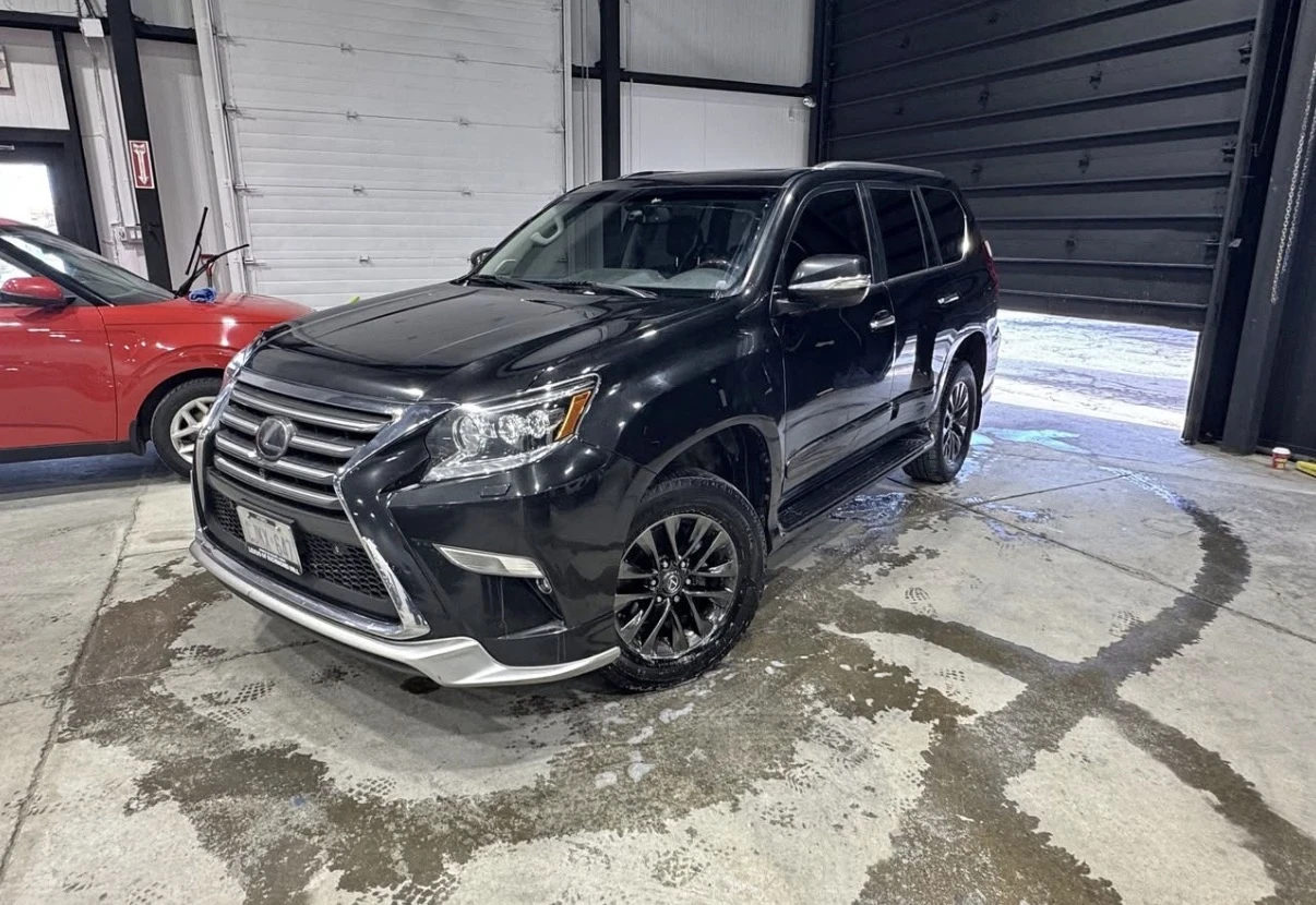 Lexus GX 460 Черен Салон | Отлична Сервизна история от Lexus | 