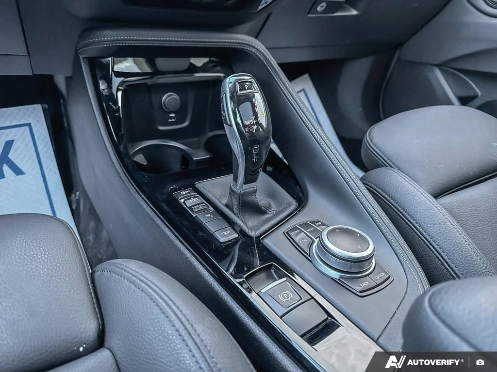 BMW X1 xDrive28i M SPORT PACK РЕГИСТРАЦИЯ & АВТО КРЕДИТ, снимка 11 - Автомобили и джипове - 53800296