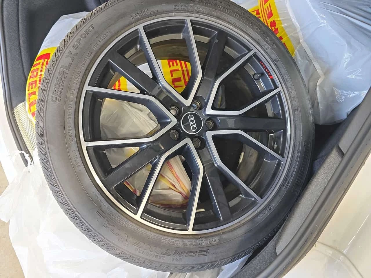 Audi Q5 Technik  CARFAX, снимка 7 - Автомобили и джипове - 53841630