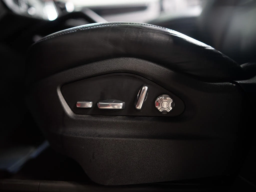 Porsche Cayenne * АвтоКредит * (ЦЕНА ДО БГ), снимка 15 - Автомобили и джипове - 53976535