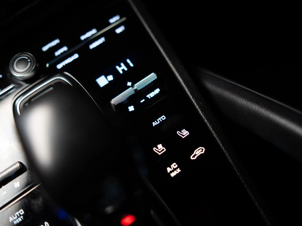 Porsche Cayenne * АвтоКредит * (ЦЕНА ДО БГ), снимка 13 - Автомобили и джипове - 53976535