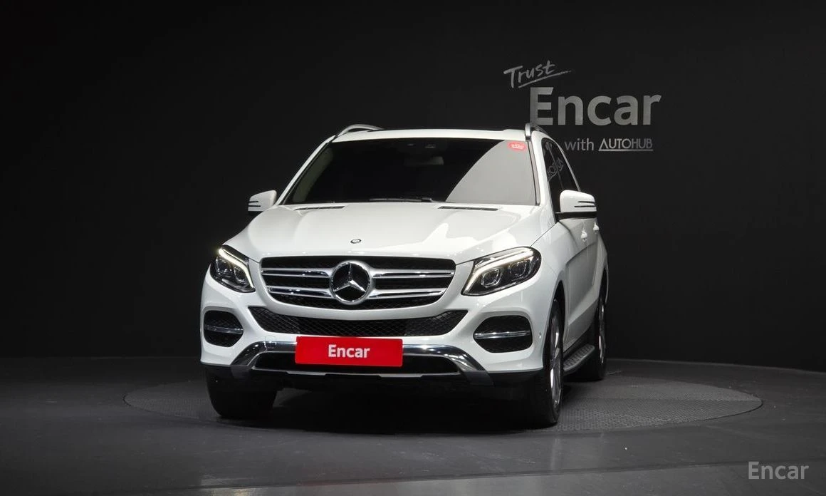 Mercedes-Benz GLE 250, снимка 3 - Автомобили и джипове - 54036813