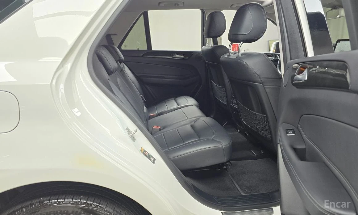 Mercedes-Benz GLE 250, снимка 12 - Автомобили и джипове - 54036813