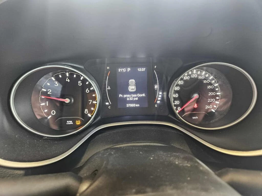 Jeep Compass Sport 4WD, снимка 12 - Автомобили и джипове - 54272542