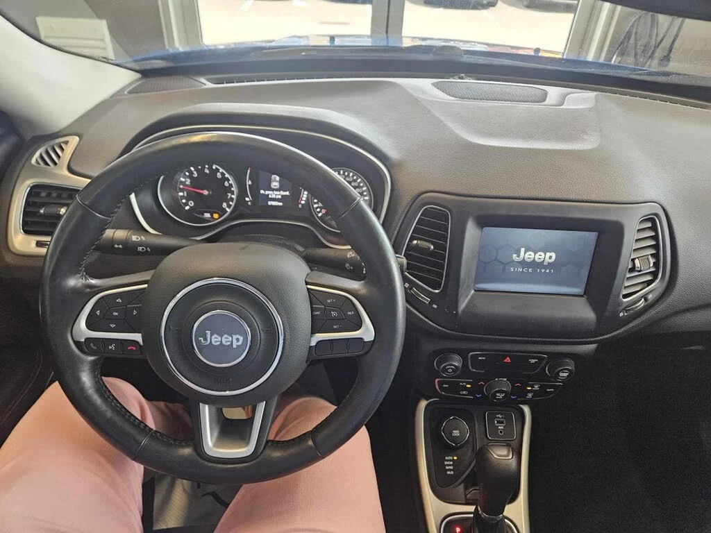 Jeep Compass Sport 4WD, снимка 9 - Автомобили и джипове - 54272542