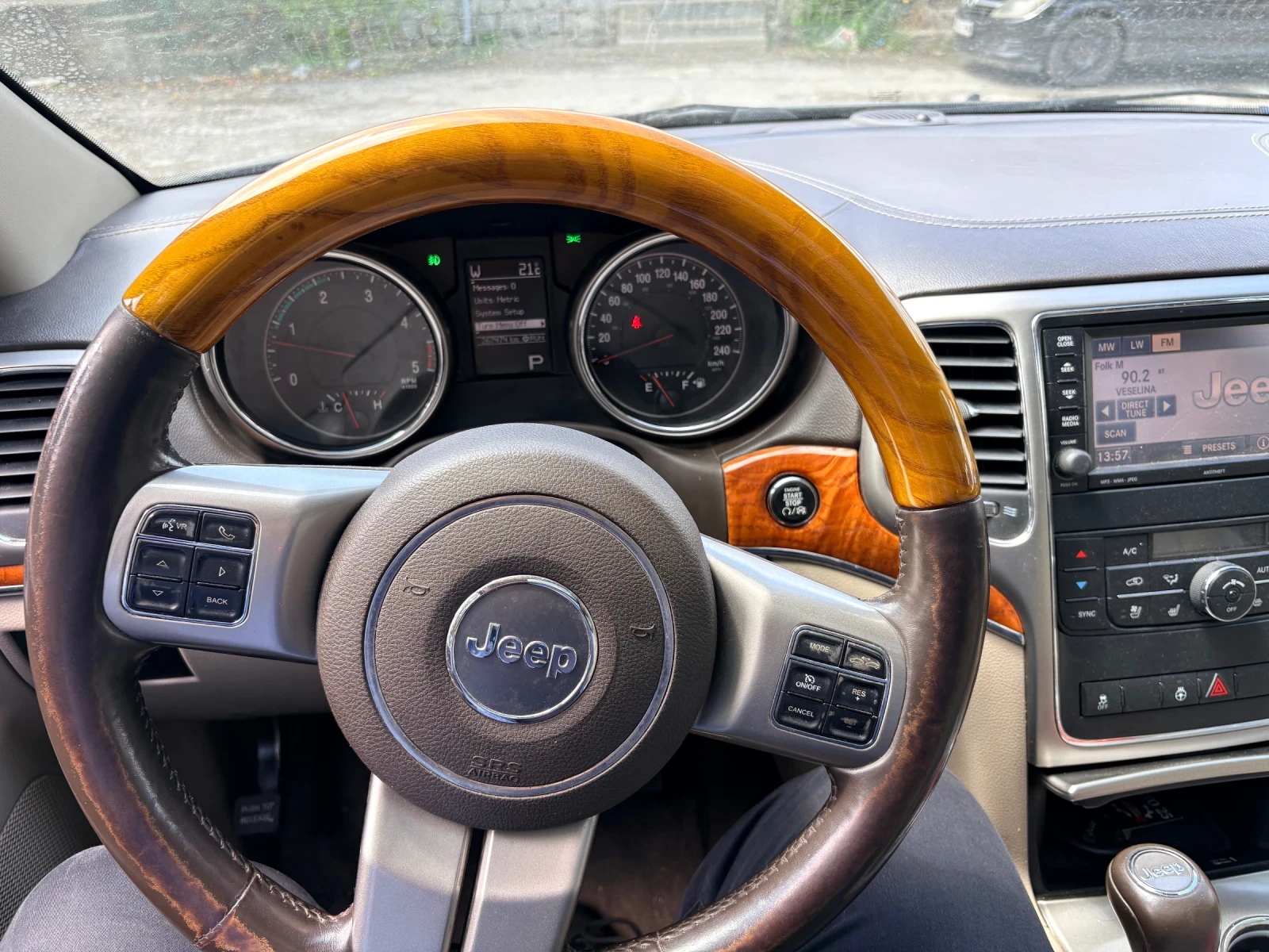 Jeep Grand cherokee, снимка 12 - Автомобили и джипове - 54783284