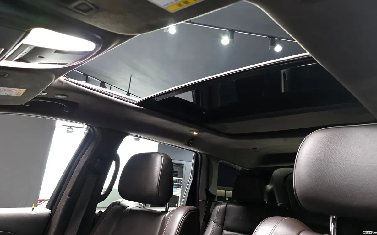 Jeep Grand cherokee SUMMIT| DISTRONIC| ОБДУХ| HARMAN| ПАНО, снимка 13 - Автомобили и джипове - 55204154