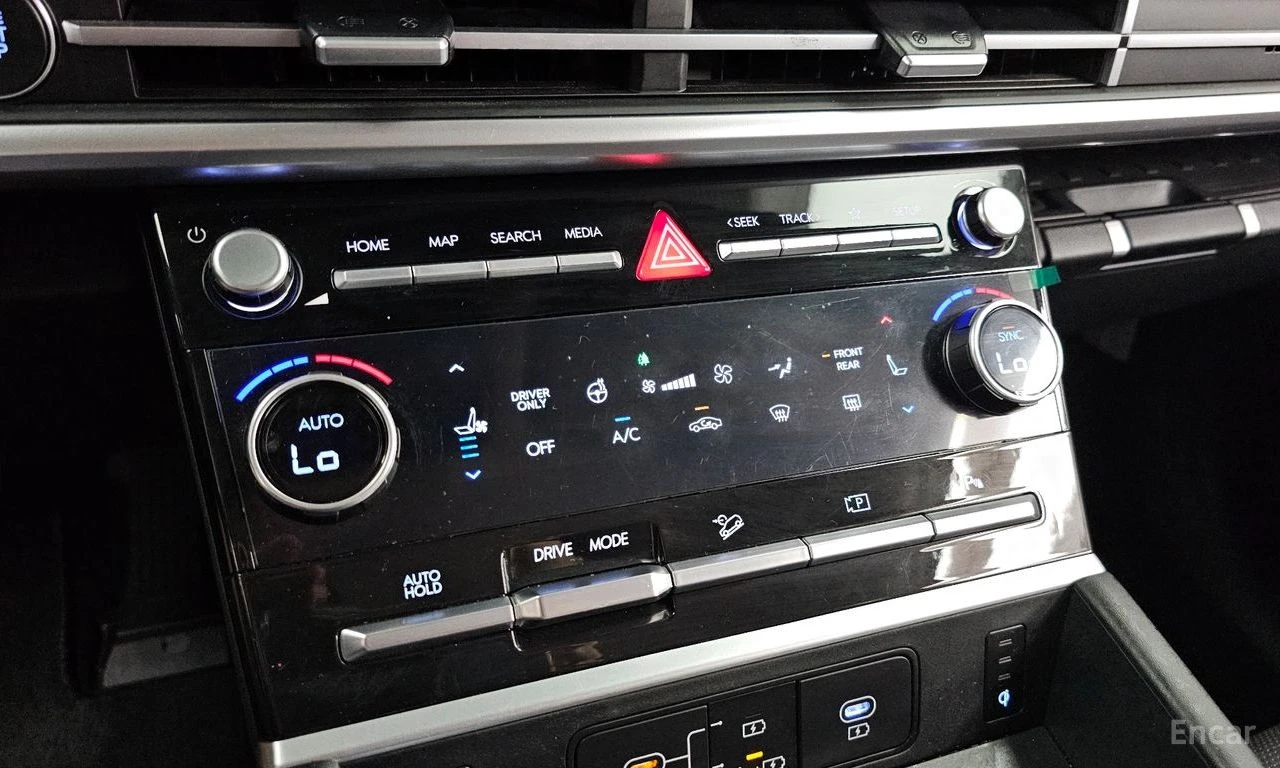 Hyundai Santa fe 1.6T* HYBRID* DIS* ОБДУХ* КАМЕРА* КРАЙНА ЦЕНА, снимка 15 - Автомобили и джипове - 55514338