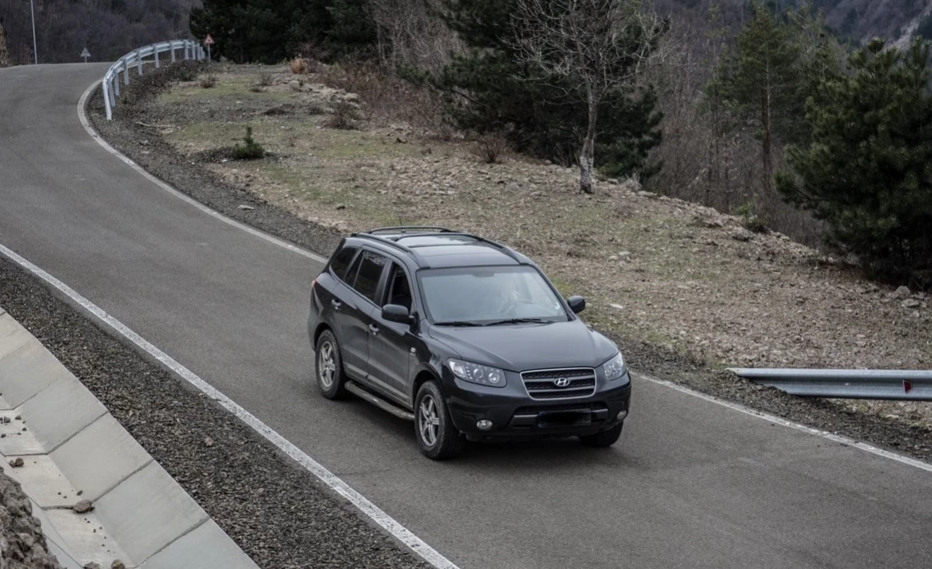 Hyundai Santa fe, снимка 5 - Автомобили и джипове - 56565411