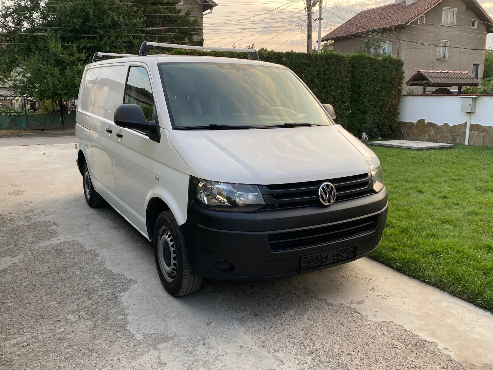 VW Transporter 2.0TDI ITALIA - изображение 2