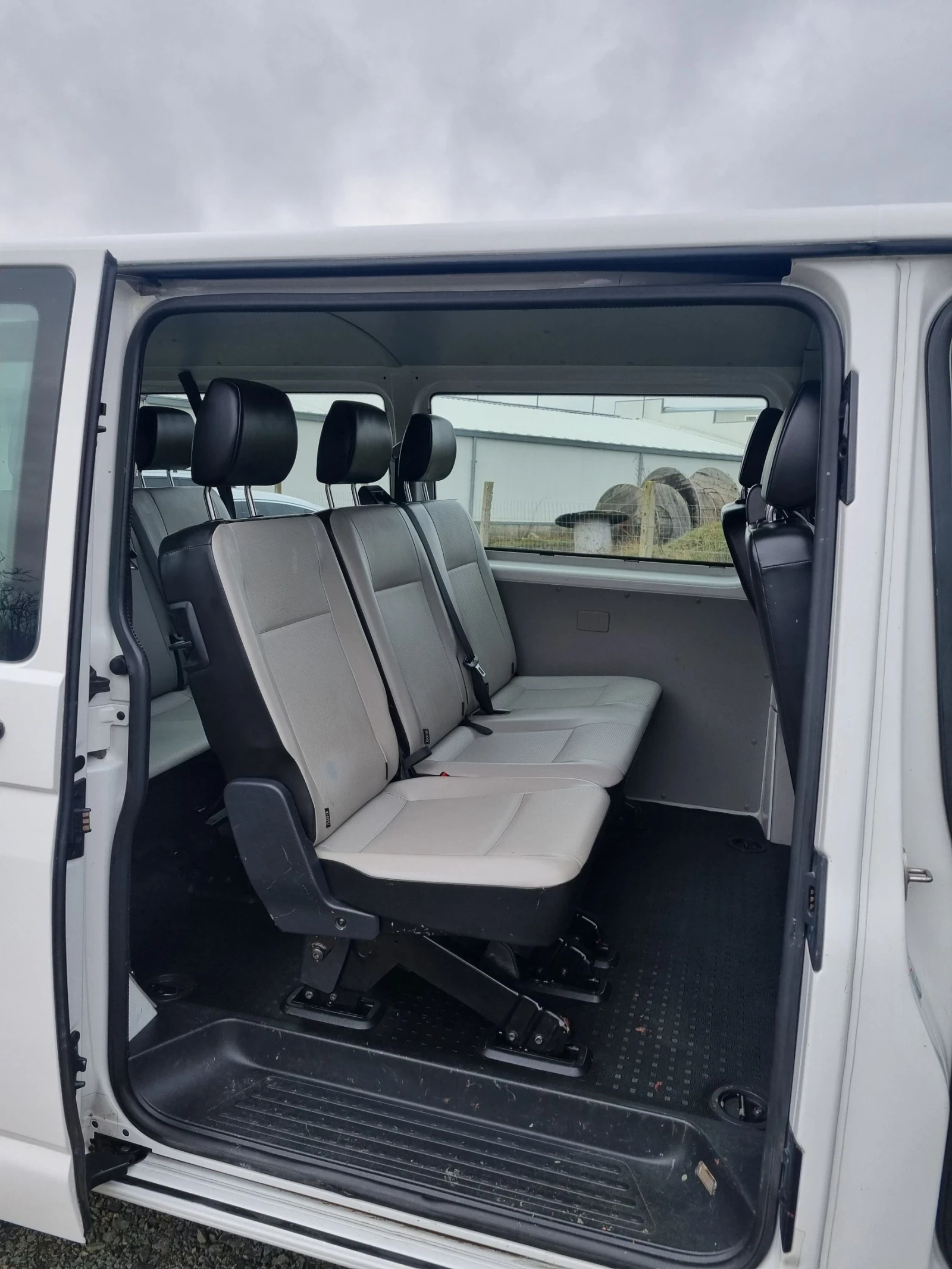 VW Transporter 2.0tdi 8+ 1 ������ ����� ����. | Mobile.bg � ����������� 12