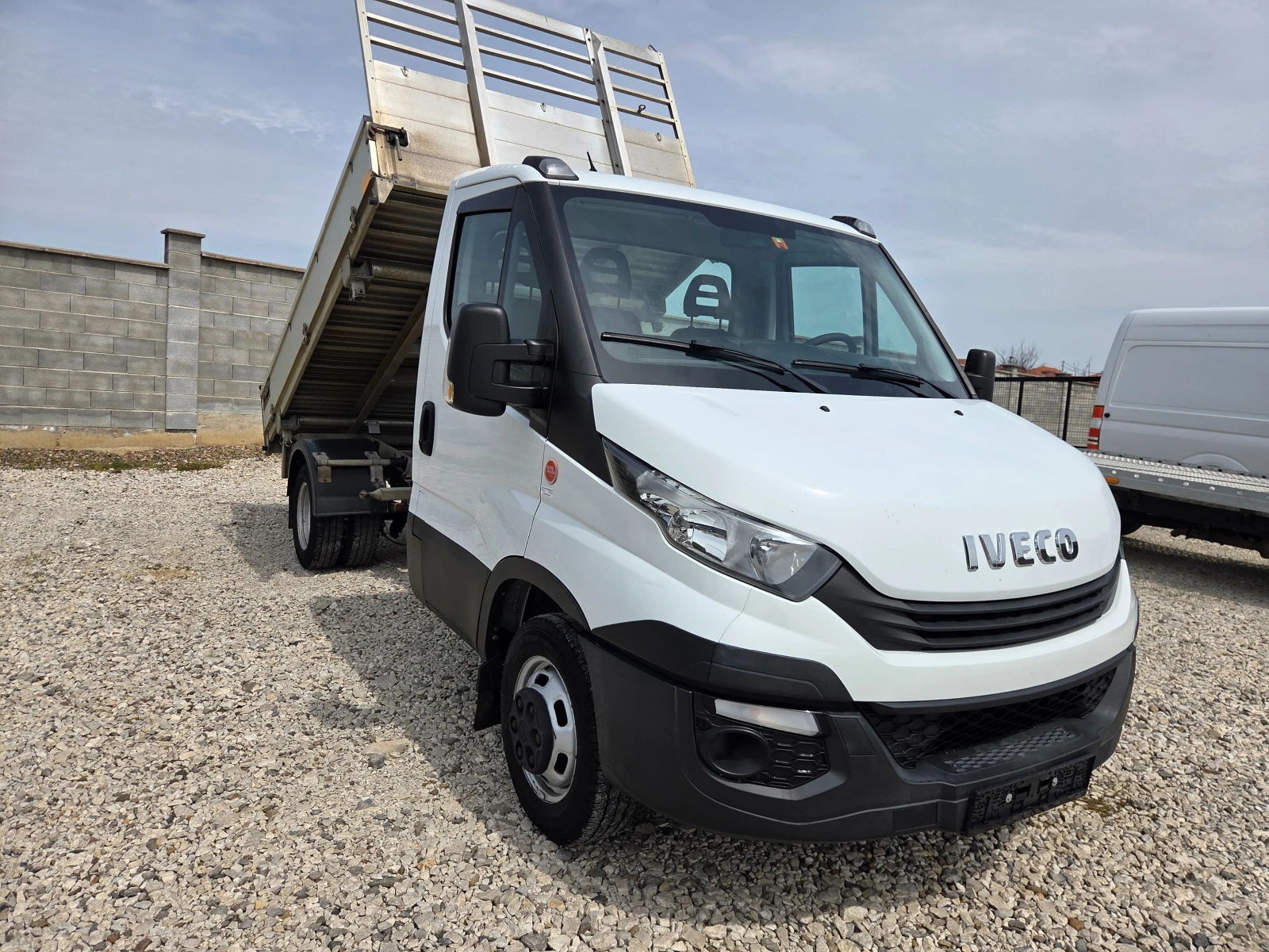 Iveco Daily 2.3HPI 160k.c* 35C16* Климатик*  ШВЕЙЦАРИЯ, снимка 2 - Бусове и автобуси - 54119008