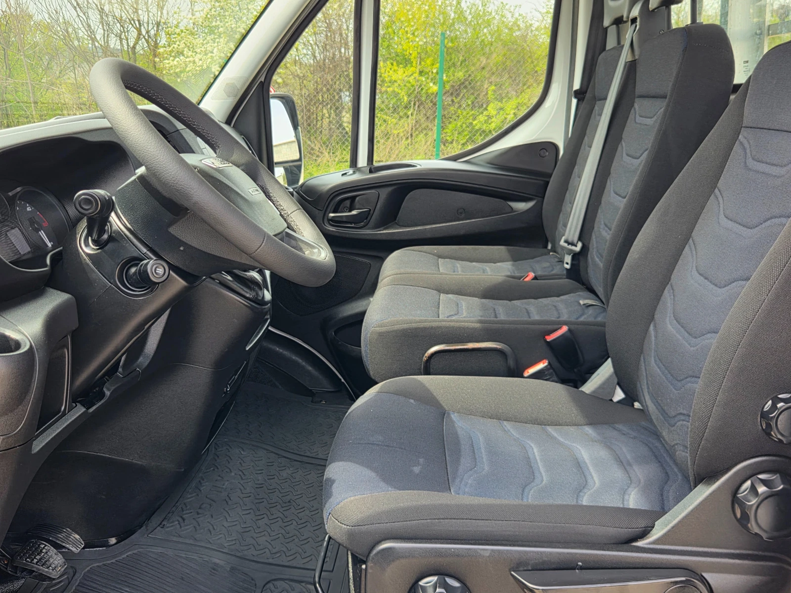Iveco Daily 2.3HPI 160k.c* 35C16* Климатик*  ШВЕЙЦАРИЯ, снимка 11 - Бусове и автобуси - 54119008