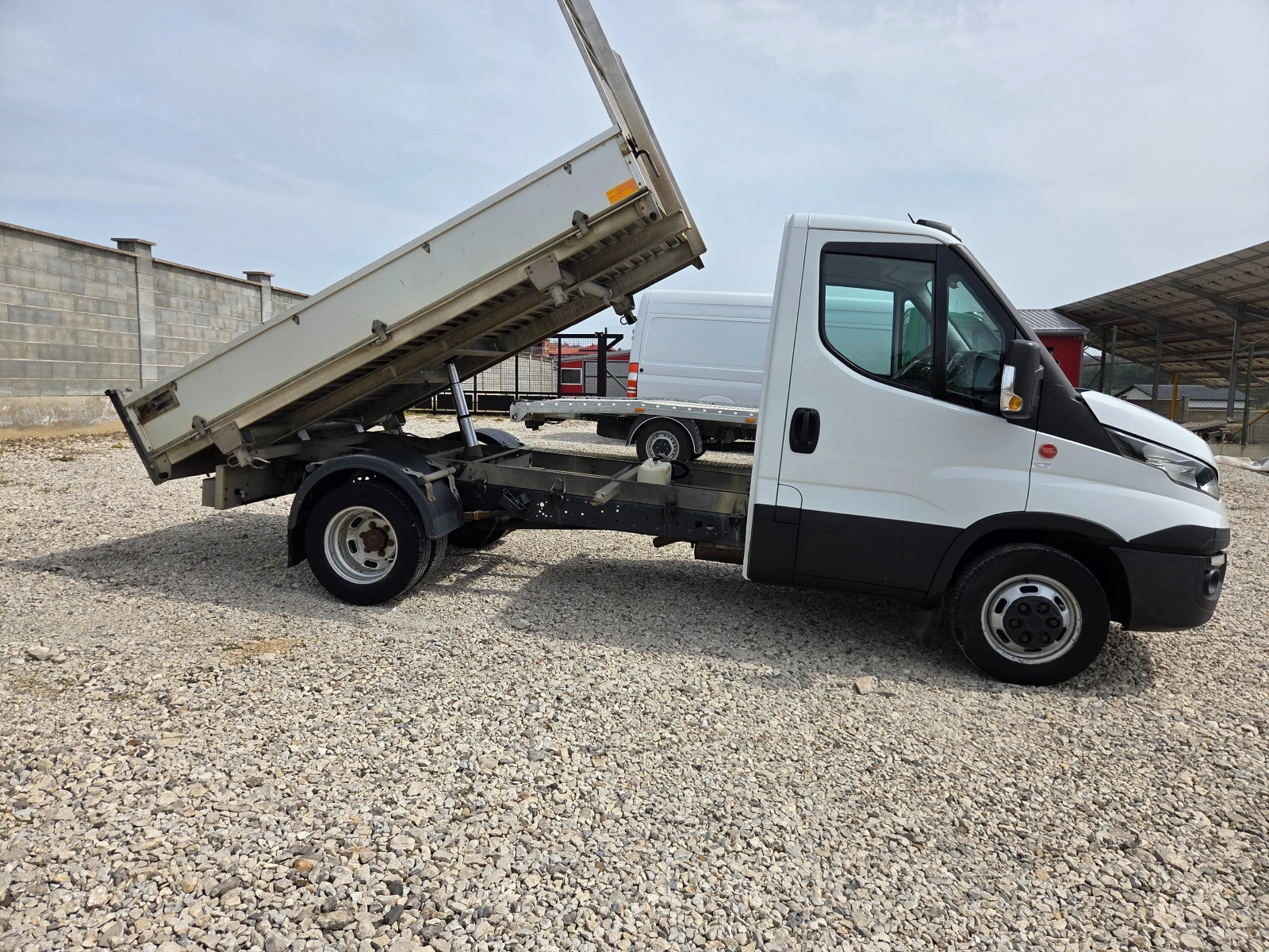 Iveco Daily 2.3HPI 160k.c* 35C16* Климатик*  ШВЕЙЦАРИЯ, снимка 3 - Бусове и автобуси - 54119008