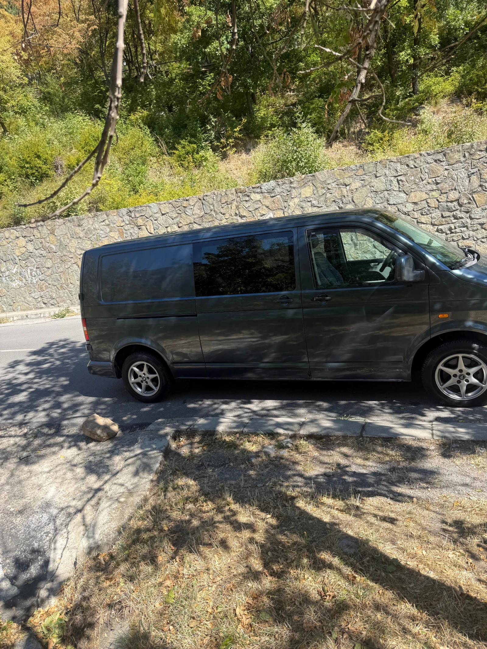 VW Transporter 2.5TDI, снимка 7 - Бусове и автобуси - 56458176