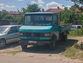  Mercedes-Benz 809
