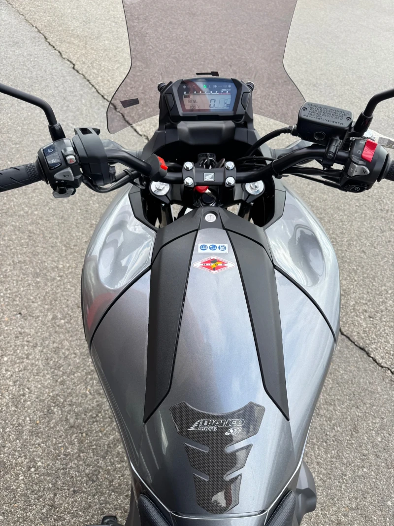 Honda Nc 750XD-DCT-AUTOMATIC-КАТО НОВ-5900км.-12.2017, снимка 14 - Мотоциклети и мототехника - 51755861