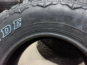 Гуми Всесезонни 235/75R15, снимка 8 - Гуми и джанти - 40459256