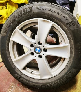 Гуми с джанти Michelin 225/55R18, снимка 3 - Гуми и джанти - 47382477