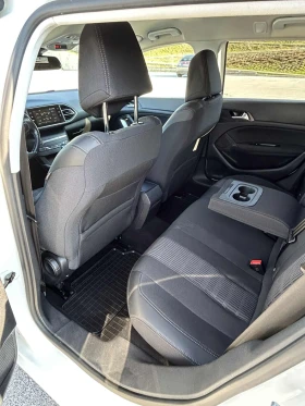 Peugeot 308, снимка 15