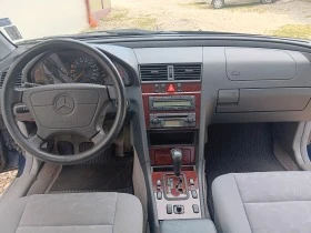 Mercedes-Benz C 220, снимка 12